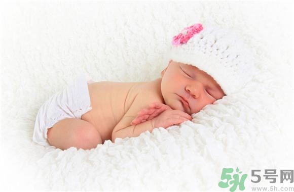 新生兒為什么那么丑？新生兒越丑越好嗎？