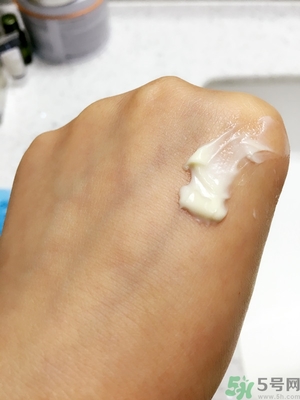 思親膚和自然樂園哪個好？skin food和自然樂園哪個好用？