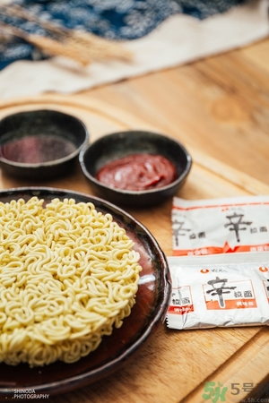 辛拉面是哪個國家的？辛拉面怎么煮好吃？