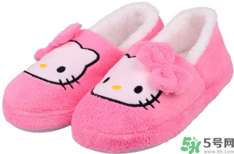 十月份坐月子穿什么鞋？10月份坐月子穿什么鞋？