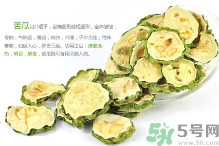 苦瓜泡水喝可以祛痘嗎？苦瓜片泡水喝能祛青春痘嗎？