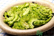 經(jīng)常喝苦瓜水有什么好處？新鮮苦瓜水怎么做比較好喝？