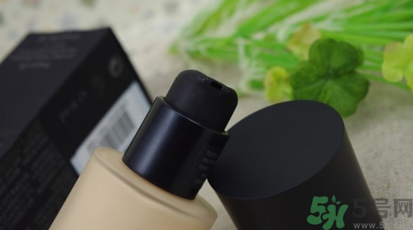 阿瑪尼粉底液怎么樣?阿瑪尼粉底液好用嗎? 阿瑪尼粉底液怎么樣?阿瑪尼粉底液好用嗎?