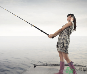 秋天釣魚什么風向最好？秋天什么風向好釣魚？