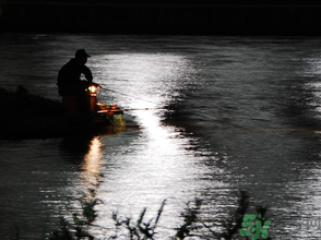 十月份還能夜釣嗎？十月份適合夜釣嗎？