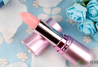 oura馬油唇膏好用嗎？愛茉莉oura馬油唇膏顏色區(qū)別