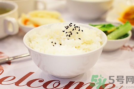 不吃主食能減肥嗎?長期不吃主食的危害 不吃主食能減肥嗎?長期不吃主食的危害