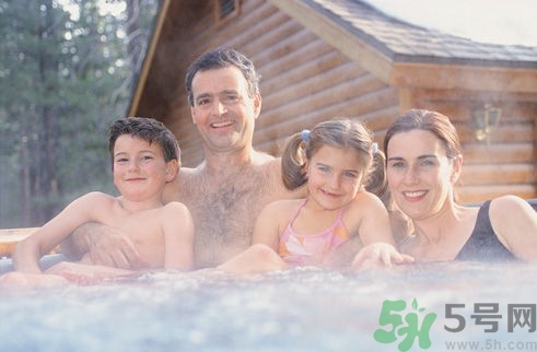 10月份可以泡溫泉嗎?10月份泡溫泉好嗎 10月份可以泡溫泉嗎?10月份泡溫泉好嗎