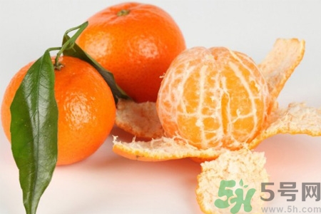 新鮮橘皮能泡水喝嗎？新鮮橘皮泡水喝的危害