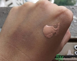 玫珂菲雙用水粉霜多少錢?muf雙用水粉霜專柜價(jià)格 玫珂菲雙用水粉霜多少錢?muf雙用水粉霜專柜價(jià)格