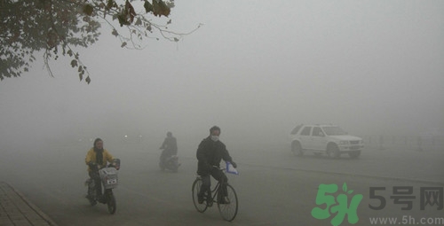 霧霾天怎么護(hù)膚?霧霾天護(hù)膚方法介紹 霧霾天怎么護(hù)膚?霧霾天護(hù)膚方法介紹