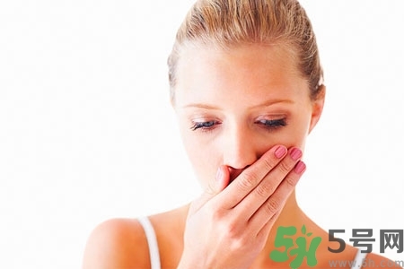 吃口香糖會(huì)口臭嗎？吃了口香糖為什么口還很臭？