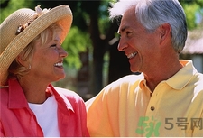 戴帽子對(duì)頭發(fā)有影響嗎?戴帽子怎么不壓頭發(fā)? 戴帽子對(duì)頭發(fā)有影響嗎?戴帽子怎么不壓頭發(fā)?