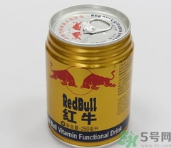 紅牛是碳酸型飲料嗎？喝紅牛有什么好處和壞處？