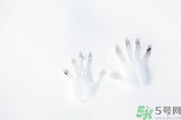 凍瘡為什么會復(fù)發(fā),為什么總愛長凍瘡 凍瘡為什么會復(fù)發(fā),為什么總愛長凍瘡