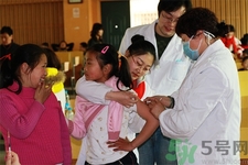 流感疫苗有必要每年都打嗎？孩子有必要每年都打流感疫苗嗎？