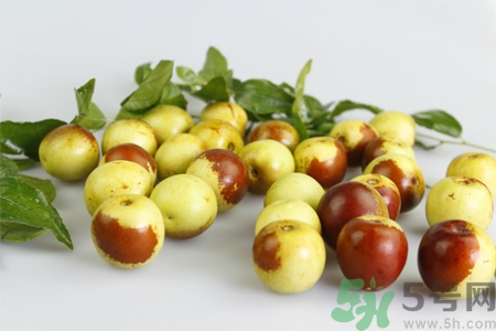 冬棗用什么泡會(huì)變紅？冬棗用糖水泡是真的嗎？