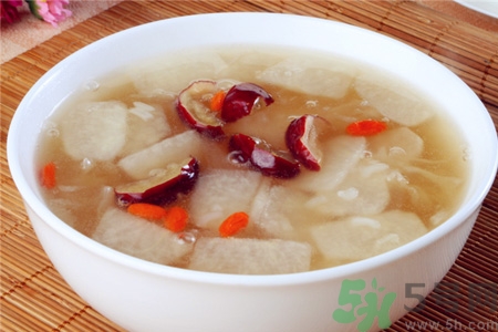 冬天喝什么湯能下火？冬天上火喝什么茶降火？