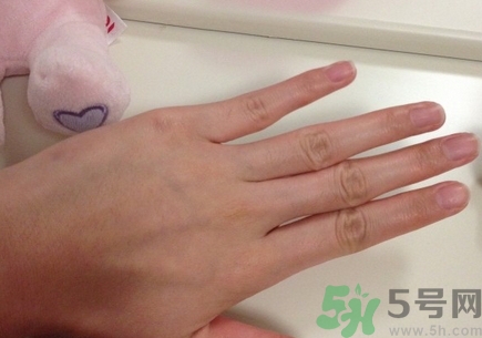 茱莉蔻護(hù)手霜怎么用?茱莉蔻護(hù)手霜怎么打開? 茱莉蔻護(hù)手霜怎么用?茱莉蔻護(hù)手霜怎么打開?