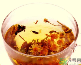 桂花茶和玫瑰花能一塊泡水喝嗎？桂花和玫瑰花一起喝有什么功效？