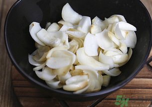 新鮮百合有苦味能吃嗎？鮮百合怎么去苦味？