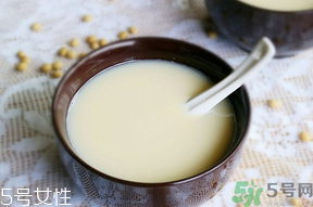 早上喝豆?jié){有什么好處？早上喝豆?jié){會(huì)胖嗎？