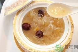 小孩可以吃燕窩嗎?小孩吃燕窩會(huì)早熟嗎 小孩可以吃燕窩嗎?小孩吃燕窩會(huì)早熟嗎