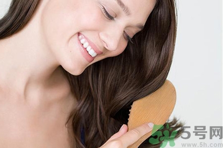 冬天用什么梳子比較好？頭發(fā)總愛靜電用什么梳子好？