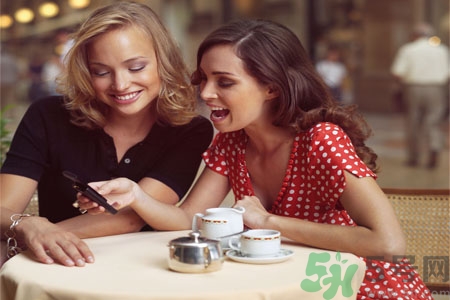 和乙肝病人吃飯會(huì)傳染嗎？和乙肝病人吃飯需要注意什么？