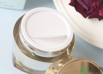 雅詩(shī)蘭黛萬(wàn)能面霜多少錢?雅詩(shī)蘭黛萬(wàn)能面霜專柜價(jià)格