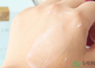 雅詩(shī)蘭黛萬(wàn)能面霜多少錢?雅詩(shī)蘭黛萬(wàn)能面霜專柜價(jià)格