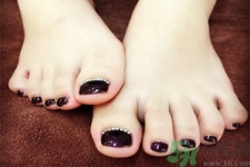 腳趾甲空了怎么回事？腳趾甲空了怎么辦？