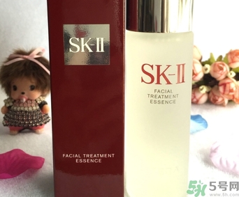 用神仙水之前要用爽膚水嗎？神仙水和爽膚水哪個先用？