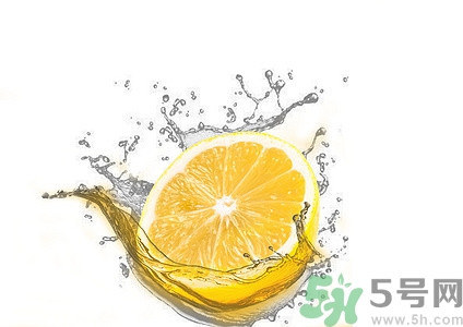 檸檬切開后如何保存?檸檬切開后放冰箱能放多久