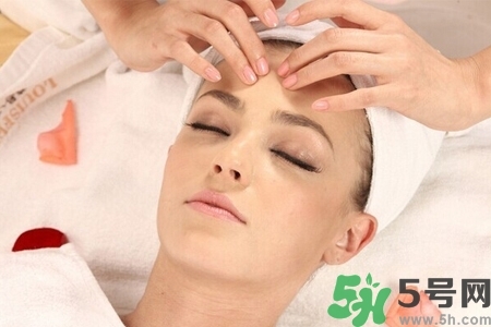 面部刮痧能祛痘嗎？面部刮痧祛痘效果好嗎？