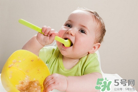 寶寶能吃豬肝嗎？7個(gè)月寶寶可以吃豬肝嗎？