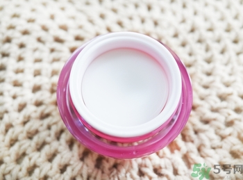 夢詩肌面霜怎么樣?dream skin面霜好用嗎? 夢詩肌面霜怎么樣?dream skin面霜好用嗎?