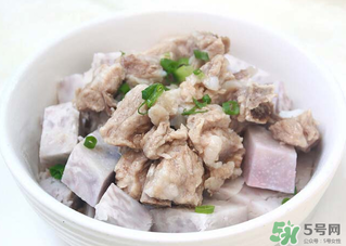 煮排骨用涼水還是熱水？燉排骨用熱水好還是涼水好？