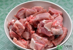 煮排骨放什么容易爛？排骨怎么燉容易爛？