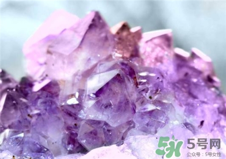 水晶可以讓別人碰嗎?水晶被別人碰了怎么辦? 水晶可以讓別人碰嗎?水晶被別人碰了怎么辦?