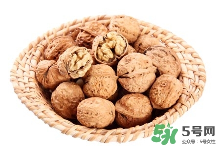 吃核桃會(huì)上火嗎？吃核桃為什么會(huì)上火？