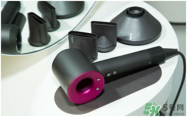 dyson吹風(fēng)機(jī)怎么用？戴森吹風(fēng)機(jī)使用方法