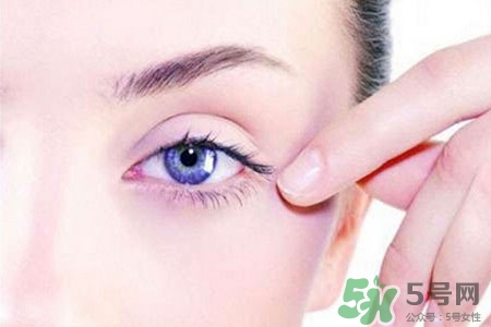 眼睛哭腫了怎么辦？眼睛哭腫了如何快速消腫？