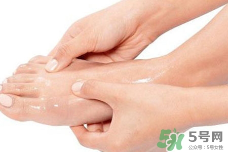 冬天腳冷是腎虛嗎？腳冷是陽虛還是陰虛？