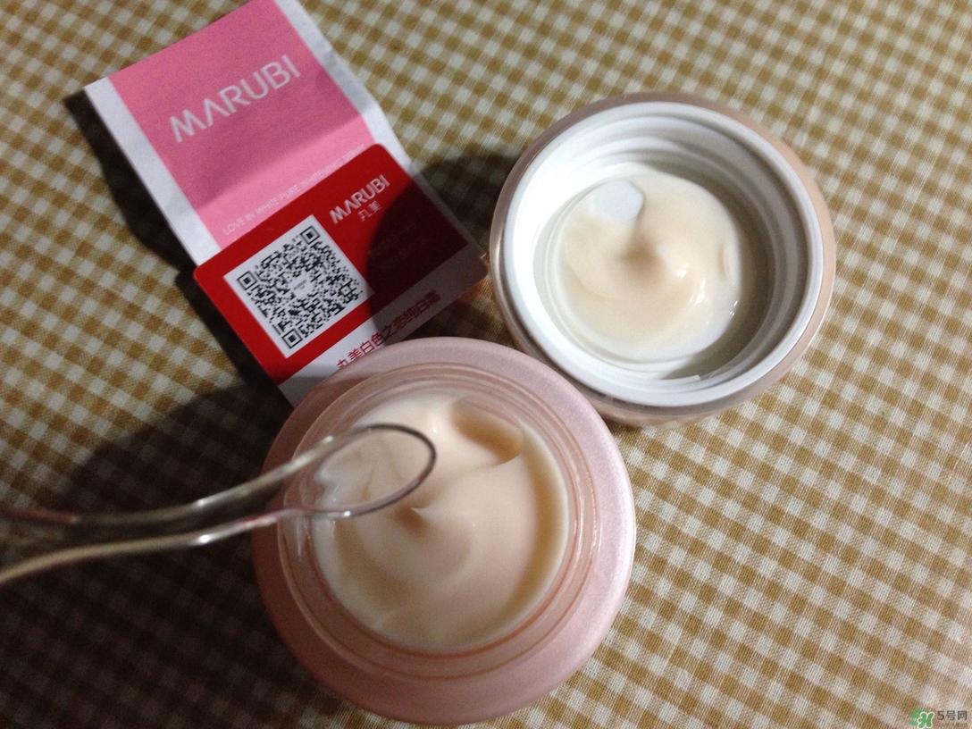 丸美白色之戀純白霜多少錢?丸美白色之戀純白霜價格 丸美白色之戀純白霜多少錢?丸美白色之戀純白霜價格