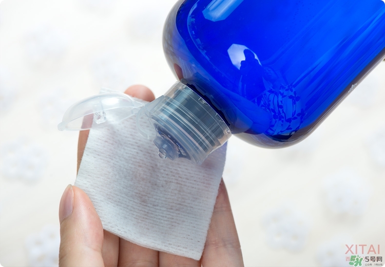 伊詩露化妝水好用嗎？Esthe Dew化妝水怎么樣？