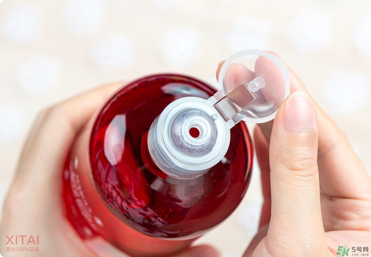 伊詩露櫻桃爽膚水怎么樣？esthe dew櫻桃水好用嗎？