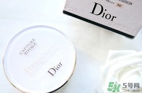 迪奧夢(mèng)幻美肌氣墊修顏霜多少錢? 迪奧夢(mèng)幻美肌氣墊修顏霜多少錢?