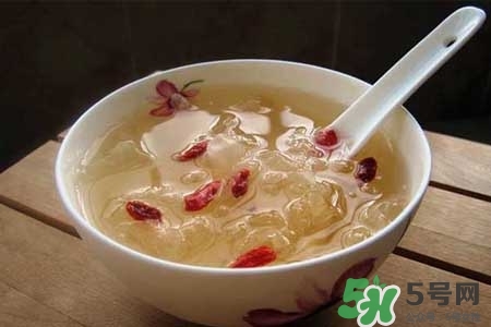 銀耳紅棗湯能天天吃嗎？銀耳紅棗湯每天吃有什么好處？