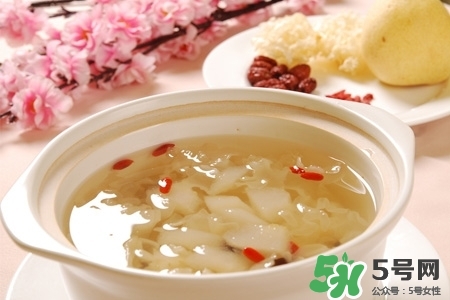 喝銀耳紅棗湯對(duì)身體好嗎？長期吃銀耳紅棗湯有什么好處？